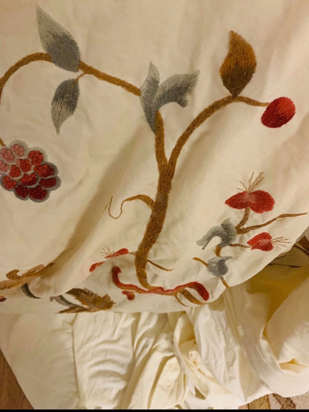 Pottery Barn Crewel Embroidered Queen Floral Cream Duvet Cover